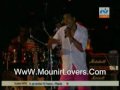 Music video Ahmr Shfayf - Mohamed Mounir