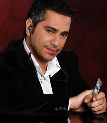 Photos of Fadel Shaker - Page : 3/7